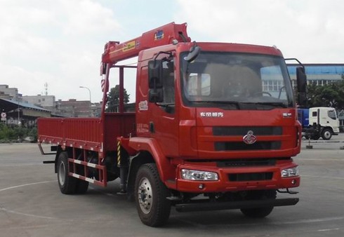 5噸徐工隨車吊圖片 5噸徐工隨車吊圖片