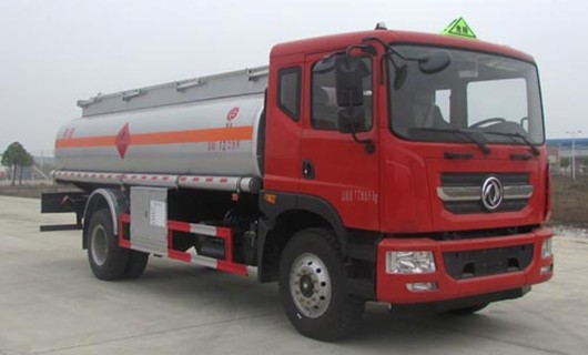12噸東風多利卡D9單橋油罐車圖片 12噸東風多利卡D9單橋油罐車圖片