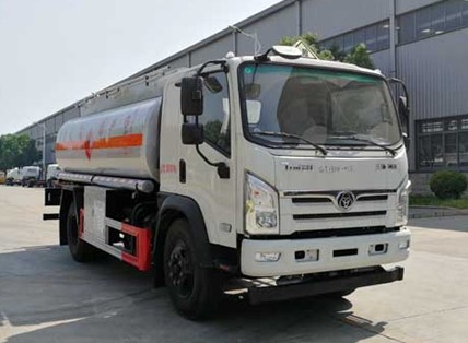 三環(huán)十通單橋10噸油罐車圖片 三環(huán)十通單橋10噸油罐車圖片