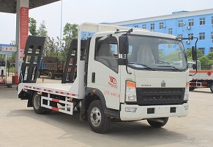 重汽豪沃平板運(yùn)輸車圖片 重汽豪沃平板運(yùn)輸車圖片