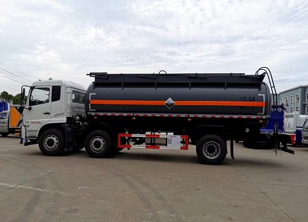 SCS5254GFWDFH型腐蝕性物品罐式運輸車多方位圖片 SCS5254GFWDFH型腐蝕性物品罐式運輸車多方位圖片