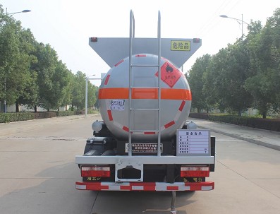 國(guó)六5噸甲醇乙醇罐式運(yùn)輸車圖片 國(guó)六5噸甲醇乙醇罐式運(yùn)輸車圖片
