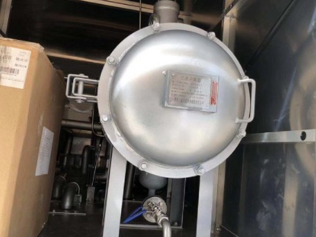 飛機(jī)加油車細(xì)節(jié)圖片 飛機(jī)加油車細(xì)節(jié)圖片