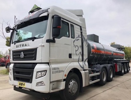 力神醒獅牌17.4方SLS9409GFWB型腐蝕性物品罐式運輸半掛車 力神醒獅牌17.4方SLS9409GFWB型腐蝕性物品罐式運輸半掛車