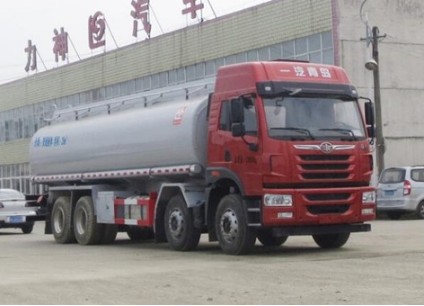 SLS5320GPGC5Q型普通液體運(yùn)輸車圖片 SLS5320GPGC5Q型普通液體運(yùn)輸車圖片