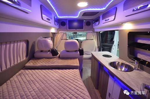 齊星新全順中頂升頂房車 齊星新全順中頂升頂房車