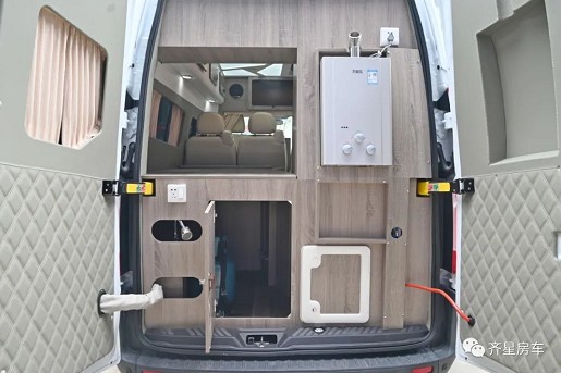 齊星新全順中頂升頂房車 齊星新全順中頂升頂房車