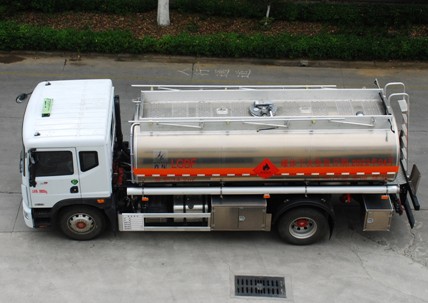 國六14.2方東風(fēng)多利卡D9鋁合金加油車 國六14.2方東風(fēng)多利卡D9鋁合金加油車