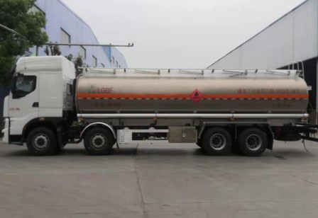 國(guó)六東風(fēng)柳汽30.6方鋁合金運(yùn)油車 國(guó)六東風(fēng)柳汽30.6方鋁合金運(yùn)油車