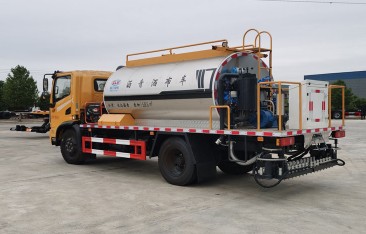 6.5噸東風(fēng)華神T3普通型瀝青灑布車 6.5噸東風(fēng)華神T3普通型瀝青灑布車