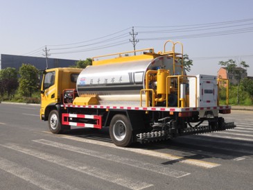 6.3立方東風華神T3智能型瀝青灑布車 6.3立方東風華神T3智能型瀝青灑布車