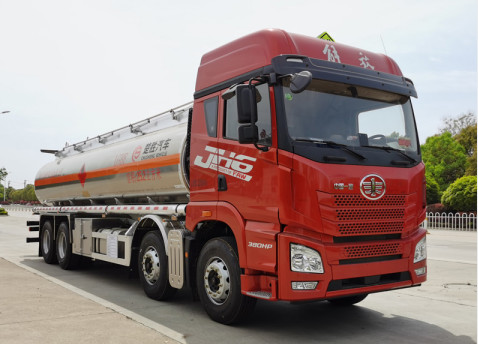 解放JH6前四后八25.2方鋁合金油罐車 解放JH6前四后八25.2方鋁合金油罐車