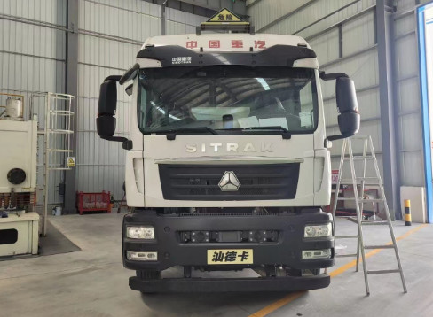 重汽汕德卡前四后八20噸油罐車 重汽汕德卡前四后八20噸油罐車