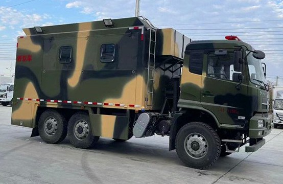 東風(fēng)天錦六驅(qū)越野餐車 東風(fēng)天錦六驅(qū)越野餐車