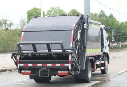 東風(fēng)大多利卡國六9方壓縮式垃圾車_壓縮式垃圾車生產(chǎn)廠家 東風(fēng)大多利卡國六9方壓縮式垃圾車_壓縮式垃圾車生產(chǎn)廠家